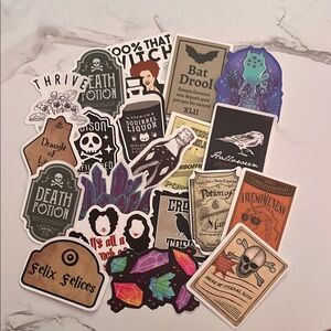 20 Halloween Themed Sticker Set